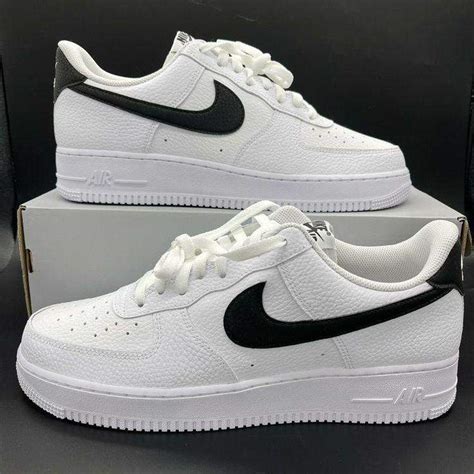 air force mit grünem nike zeichen|Nike Air Force 1 schuhe.